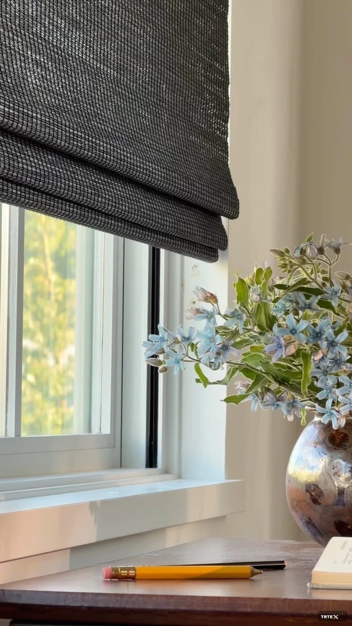 Hunter Douglas, ahşap dokumalı Fairy Glen perdesini paylaştı